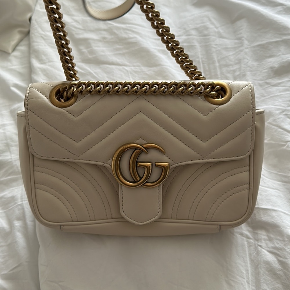 Gucci GG Marmont small white shoulder bag - Picture 7 of 11